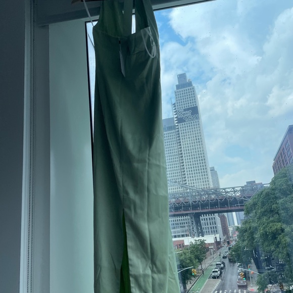 NWT Lovers and Friends sage green dress - Picture 4 of 6